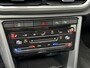 Volkswagen T-Roc 1.5 TSI 150pk Automaat / Panoramadak / Leder / IQ Light / Camera