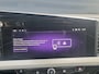 Opel Mokka-e Electric GSE 54 kWh 280 PK | Camera | Alcantara Bekleding | 20"Lichtmetalen Velgen | Apple Carplay | Stoel-/Stuurverwarming |
