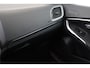Volvo V40 T3 MOMENTUM -CRUISE|STOELVERW.|STANDKACHEL|PDC.A|HIGH-PERF.AUDIO|NAVI|LED|VERW.VOORRUIT|TREKHAAK|17"