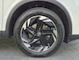 Nissan Qashqai 1.3 MHEV Xtronic N-Connecta / Fabrieksgarantie tot 06-2028 / Panoramadak / Cold Pack / Pack Easy / Trekgewicht 1800 kg / Elektrische achterklep / Rondomzicht camera / Adaptief cruise control / Stuur- Stoel & Voorruit verwarming /