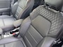 Renault Captur 1.6 E-Tech Plug-in Hybrid 160 Initiale Paris / Dealer onderhouden / Accu SoH 91,56 % / BOSE audio / Leder / Camera 360° / Stuur- & Stoelverwarming / 18" LM wielen & All Season banden /