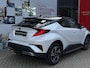 Toyota C-HR / C-HR+ 2.0 Hybrid Executive TREKHAAK TREEPLANKEN