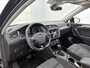 Volkswagen Tiguan Allspace 1.5 TSI Comfortline Business 150 PK | Automaat | Navigatie | Panoramadak | Parkeercamera | Stoelmassage | Stoelverwarming | Climate Control | Apple Carplay | Android Auto | Adaptive Cruise Control |