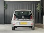 Volkswagen Up! 1.0 beats | Achteruitrijcamera | Cruise Control | Parkeersensor Achter | Elektrische Ramen Voor | LMV 15 |