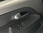 Volkswagen Up! 1.0 beats | Achteruitrijcamera | Cruise Control | Parkeersensor Achter | Elektrische Ramen Voor | LMV 15 |