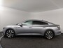 Volkswagen Arteon 1.4 TSI eHybrid R-Line Business+ | DCC | Navigatie | SoH 90,3% | Adaptieve cruise | Panoramadak | Head-Up | Camera|
