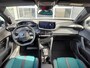 Peugeot 2008 1.2 Hybrid 110 Envy VOORRAAD VOORDEEL | Adaptive cruise control | Navigatie | Speciale 1/2 leder interieur |
