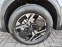 Peugeot 2008 1.2 Hybrid 110 Envy VOORRAAD VOORDEEL | Adaptive cruise control | Navigatie | Speciale 1/2 leder interieur |
