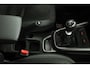Suzuki Vitara 1.4 Boosterjet Style Smart Hybrid | Climate control | Cruise control adaptive | Navigatie | Apple car play, Android auto | Stoelverwarming | Trekhaak | Panoramadak |