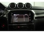Suzuki Vitara 1.4 Boosterjet Style Smart Hybrid | Climate control | Cruise control adaptive | Navigatie | Apple car play, Android auto | Stoelverwarming | Trekhaak | Panoramadak |