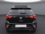 Volkswagen T-Roc 1.5TSI/150PK R-Line Black Style · Panoramadak · Apple/Android Car Play · BEATS audio · Camera
