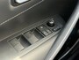 Toyota Corolla Touring Sports 1.8 Hybrid | Bi-Tone | Trekhaak | HUD | Dealer Onderhouden |
