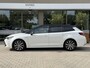 Toyota Corolla Touring Sports 1.8 Hybrid | Bi-Tone | Trekhaak | HUD | Dealer Onderhouden |