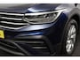 Volkswagen Tiguan Allspace 1.5 TSI 150pk DSG Life 7p. Navigatie Climate Control Adaptieve cruise control Achteruitrijcamera Trekhaak Virtual Cockpit Elektrische achterklep Stoelverwarming Led Lichtmetalen velgen Parkeersensoren