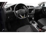Volkswagen Tiguan Allspace 1.5 TSI 150pk DSG Life 7p. Navigatie Climate Control Adaptieve cruise control Achteruitrijcamera Trekhaak Virtual Cockpit Elektrische achterklep Stoelverwarming Led Lichtmetalen velgen Parkeersensoren
