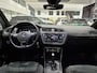 Volkswagen Tiguan 1.5 TSI ACT R-line | Panoramadak | Massage | Adaptieve cruise control | Stoelverwarming |