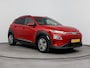 Hyundai Kona Electric EV Fashion 64 kWh | SoH 96,9% | Warmtepomp | 3-fasen | Dodehoek | Head-up display | Navigatie | Camera |