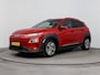 Hyundai Kona Electric EV Fashion 64 kWh | SoH 96,9% | Warmtepomp | 3-fasen | Dodehoek | Head-up display | Navigatie | Camera |