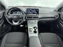 Hyundai Kona Electric EV Fashion 64 kWh | SoH 96,9% | Warmtepomp | 3-fasen | Dodehoek | Head-up display | Navigatie | Camera |
