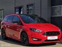 Ford Focus Wagon 1.5 Red Edition ST-line