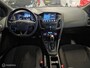 Ford Focus Wagon 1.5 Red Edition ST-line