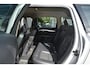 Volvo V70 2.5T Momentum | 5-Cilinder | Trekhaak | Climate Control | Cruise Control | High Performance Sound + Cd-Speler | All Season Banden | Half leder Half Stof interieur | Regensensor |