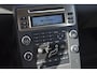 Volvo V70 2.5T Momentum | 5-Cilinder | Trekhaak | Climate Control | Cruise Control | High Performance Sound + Cd-Speler | All Season Banden | Half leder Half Stof interieur | Regensensor |