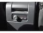 Volvo V70 2.5T Momentum | 5-Cilinder | Trekhaak | Climate Control | Cruise Control | High Performance Sound + Cd-Speler | All Season Banden | Half leder Half Stof interieur | Regensensor |
