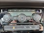 Volkswagen Touran 1.4 TSI Highline SOUND /schitterende kleur!/Pano/Camera/Cruise/Navi/17"/