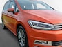 Volkswagen Touran 1.4 TSI Highline SOUND /schitterende kleur!/Pano/Camera/Cruise/Navi/17"/