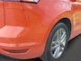 Volkswagen Touran 1.4 TSI Highline SOUND /schitterende kleur!/Pano/Camera/Cruise/Navi/17"/