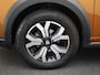 Dacia Sandero Stepway 1.0 TCe 90 Comfort | Trekhaak | Pack Easy | Pack Assist | 16" LMV 'Mahalia' | Climate Control | Licht- & Regensensor | LED-Verlichting | Cruise Control & Snelheidsbegrenzer | Apple Carplay & Android Auto