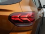 Dacia Sandero Stepway 1.0 TCe 90 Comfort | Trekhaak | Pack Easy | Pack Assist | 16" LMV 'Mahalia' | Climate Control | Licht- & Regensensor | LED-Verlichting | Cruise Control & Snelheidsbegrenzer | Apple Carplay & Android Auto