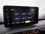 Dacia Sandero Stepway 1.0 TCe 90 Comfort | Trekhaak | Pack Easy | Pack Assist | 16" LMV 'Mahalia' | Climate Control | Licht- & Regensensor | LED-Verlichting | Cruise Control & Snelheidsbegrenzer | Apple Carplay & Android Auto