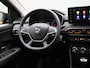 Dacia Sandero Stepway 1.0 TCe 90 Comfort | Trekhaak | Pack Easy | Pack Assist | 16" LMV 'Mahalia' | Climate Control | Licht- & Regensensor | LED-Verlichting | Cruise Control & Snelheidsbegrenzer | Apple Carplay & Android Auto