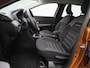 Dacia Sandero Stepway 1.0 TCe 90 Comfort | Trekhaak | Pack Easy | Pack Assist | 16" LMV 'Mahalia' | Climate Control | Licht- & Regensensor | LED-Verlichting | Cruise Control & Snelheidsbegrenzer | Apple Carplay & Android Auto