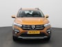 Dacia Sandero Stepway 1.0 TCe 90 Comfort | Trekhaak | Pack Easy | Pack Assist | 16" LMV 'Mahalia' | Climate Control | Licht- & Regensensor | LED-Verlichting | Cruise Control & Snelheidsbegrenzer | Apple Carplay & Android Auto
