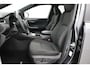 Toyota RAV4 2.5 Plug-in Hybrid AWD Style | Trekhaak (1.500 KG) | Dodehoek detectie | Head-up display | Apple Carplay / Android Auto | Verwarmbare voorruit | Stoel-/stuurverwarming | Adaptive Cruise | Keyless | Clima | Parkeersensoren voor/achter | Camera | 18 inch