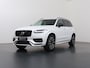 Volvo XC90 2.0 T8 Plug-in hybrid AWD Plus Dark | SOH 98% | 7-Zitplaatsen | Harman/Kardon Audio | Ele.verstelbare stoelen + geheugen | 360 Camera | Stoelverwarming voor + achter | Stuurverwarming | Adaptieve Cruise Control |