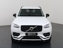 Volvo XC90 2.0 T8 Plug-in hybrid AWD Plus Dark | SOH 98% | 7-Zitplaatsen | Harman/Kardon Audio | Ele.verstelbare stoelen + geheugen | 360 Camera | Stoelverwarming voor + achter | Stuurverwarming | Adaptieve Cruise Control |