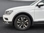 Volkswagen Tiguan 1.5 TSI ACT Comfortline Business / Pano / Parkeersensoren voor en achter / Navi / Adaptive Cruise Control / App-Connect