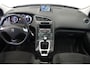 Peugeot 5008 1.2 PureTech Style 7p. |Pano|Navi|Camera|