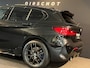 BMW 1-Serie 118i High Executive Edition M Pano/ Automatische stoelen/ H&K/ M Sportremsysteem/ 18"/ Stuurverwarming