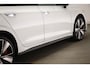 Volkswagen Golf 1.4 eHybrid GTE | WINTER PACK | IQ LIGHT | PANORAMADAK | STUURVERWARMING | TREKHAAK | 18"