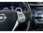 Nissan Qashqai 1.2 N-Vision | NIEUWE AUTOMAATBAK! | Trekhaak | Panoramadak | 71.000 KM! | Org NL | 360 Camera | Stoelverwarming |