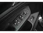Volkswagen Golf 1.4 eHybrid Style l Elektr. Stoel incl Memory l Trekhaak Elektr. l Velours Bekleding l Stoelverwarming l Side Assist l Sensoren voor en achter l