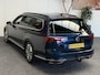 Volkswagen Passat VARIANT 1.4 TSI PHEV GTE BUSINESS NAVIGATIE ADAPTIVE CRUISE CONTROL CLIMATE CONTROL APPLE CARPLAY/ANDROID RIJSTROOKSENSOREN KEYLESS GO ACHTERUITRIJCAMERA UITKLAPBARE TREKHAAK ZEER MOOI !!