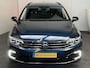 Volkswagen Passat VARIANT 1.4 TSI PHEV GTE BUSINESS NAVIGATIE ADAPTIVE CRUISE CONTROL CLIMATE CONTROL APPLE CARPLAY/ANDROID RIJSTROOKSENSOREN KEYLESS GO ACHTERUITRIJCAMERA UITKLAPBARE TREKHAAK ZEER MOOI !!