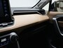 Toyota RAV4 2.5 Hybrid 218pk Executive Automaat / Navigatie / Leder / Stoelverwarming / Trekhaak 335