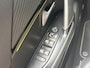 Peugeot 208 GT 1.2 Hybrid 145pk e-DCS6 | 8 JAAR GARANTIE! | ADAPTIVE CRUISE | 360° CAMERA | DODEHOEKBEW. | DRAADLOOS APPLE CARPLAY / ANDROID AUTO | NAVI | CLIMA | 3D i-COCKPIT®